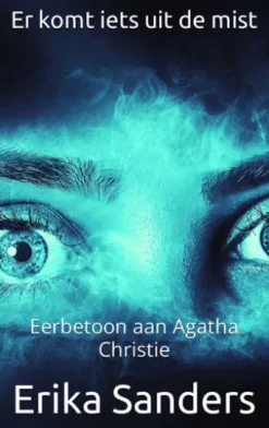 Er komt iets uit de mist