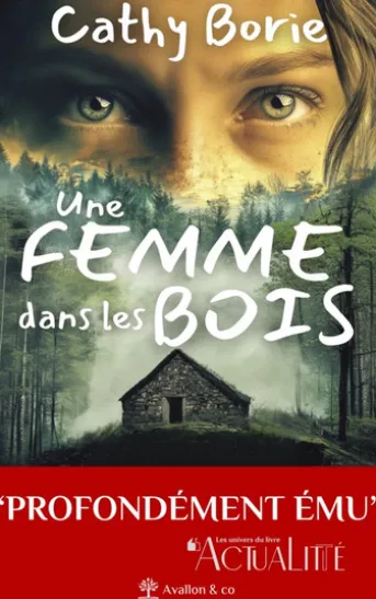 Une femme dans les bois